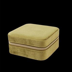 ✨New Velvet Green Jewelry Box